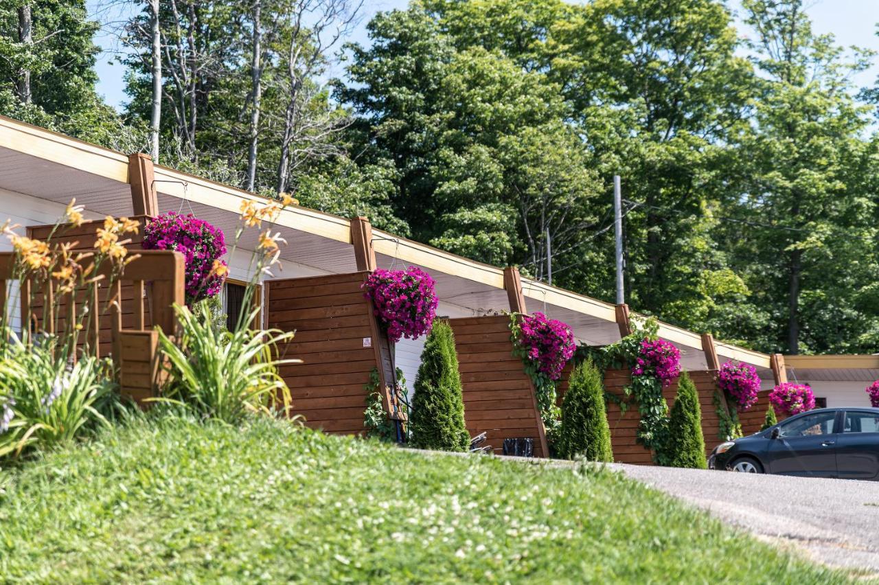 Motel Ile D'Orleans Sainte-Petronille Exteriör bild